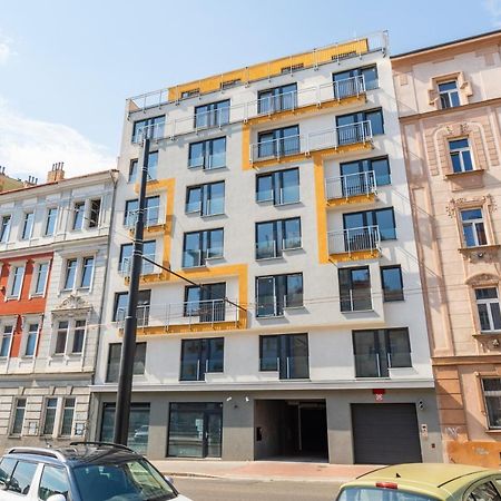 Brand New Two Room Apartment #64 In Elite Rezidence With Free Secure Parking Prága Kültér fotó