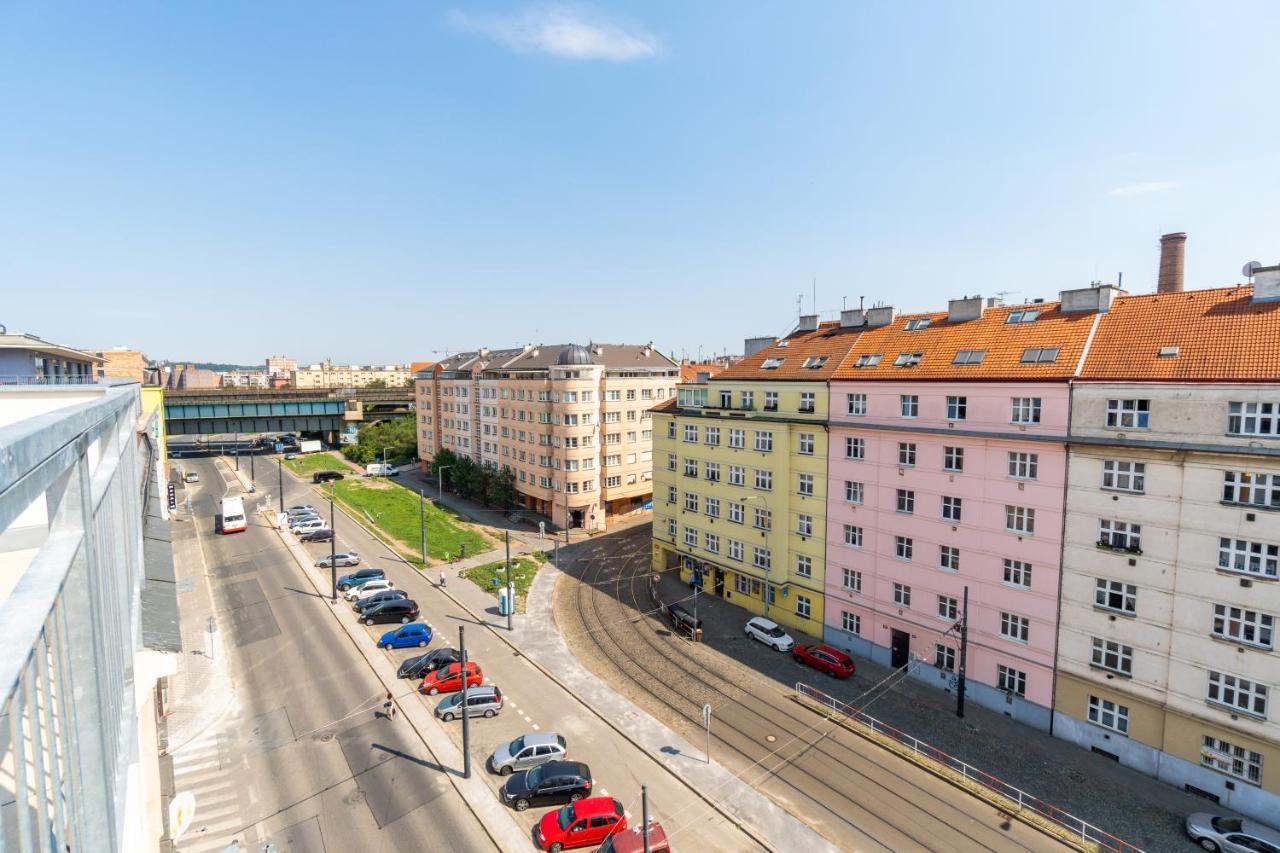 Brand New Two Room Apartment #64 In Elite Rezidence With Free Secure Parking Prága Kültér fotó